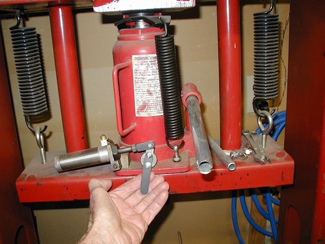 Hydraulic Jack Manual Release Lever installed